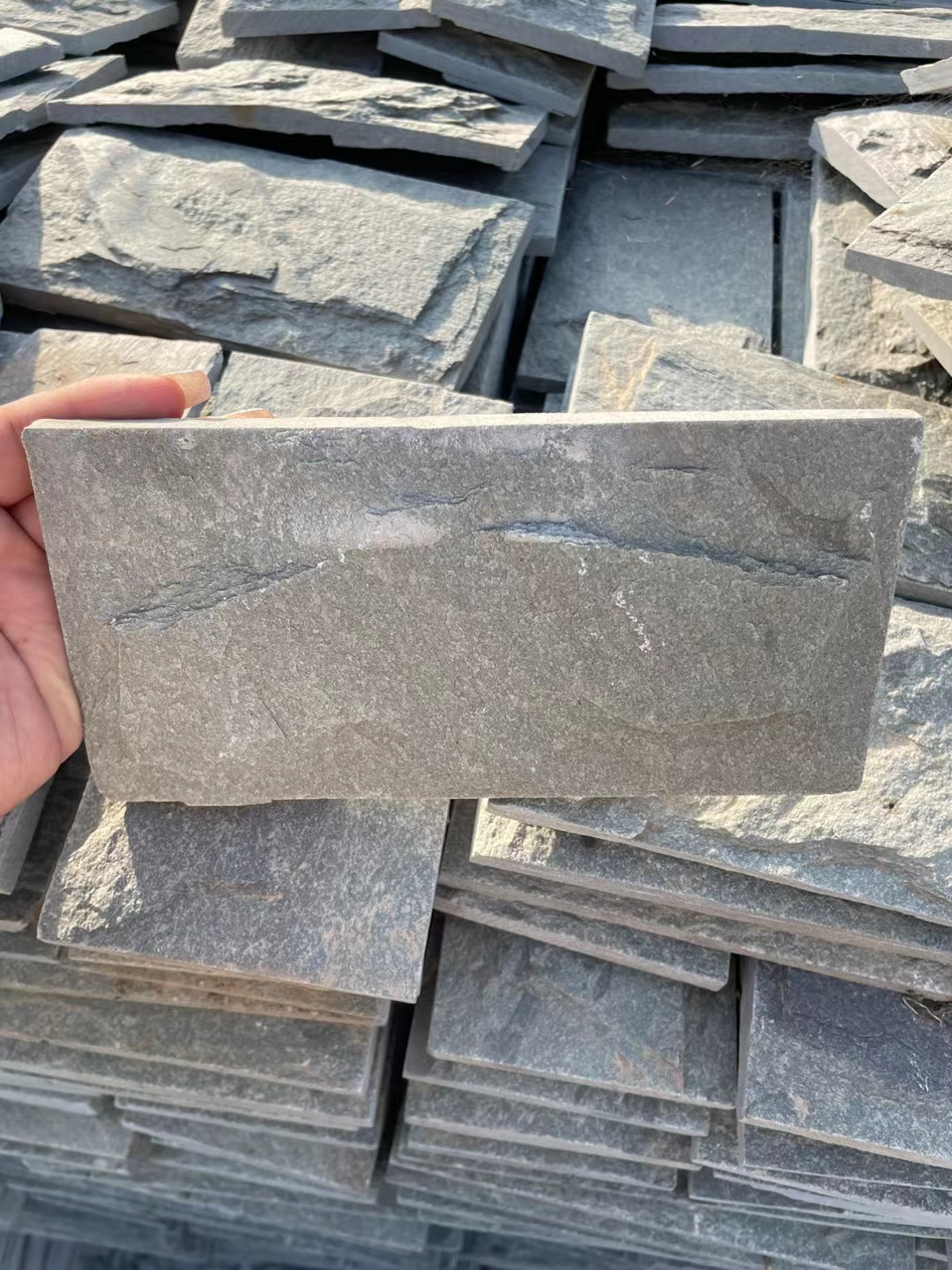 蘑菇石批發(fā)量對價(jià)格的影響